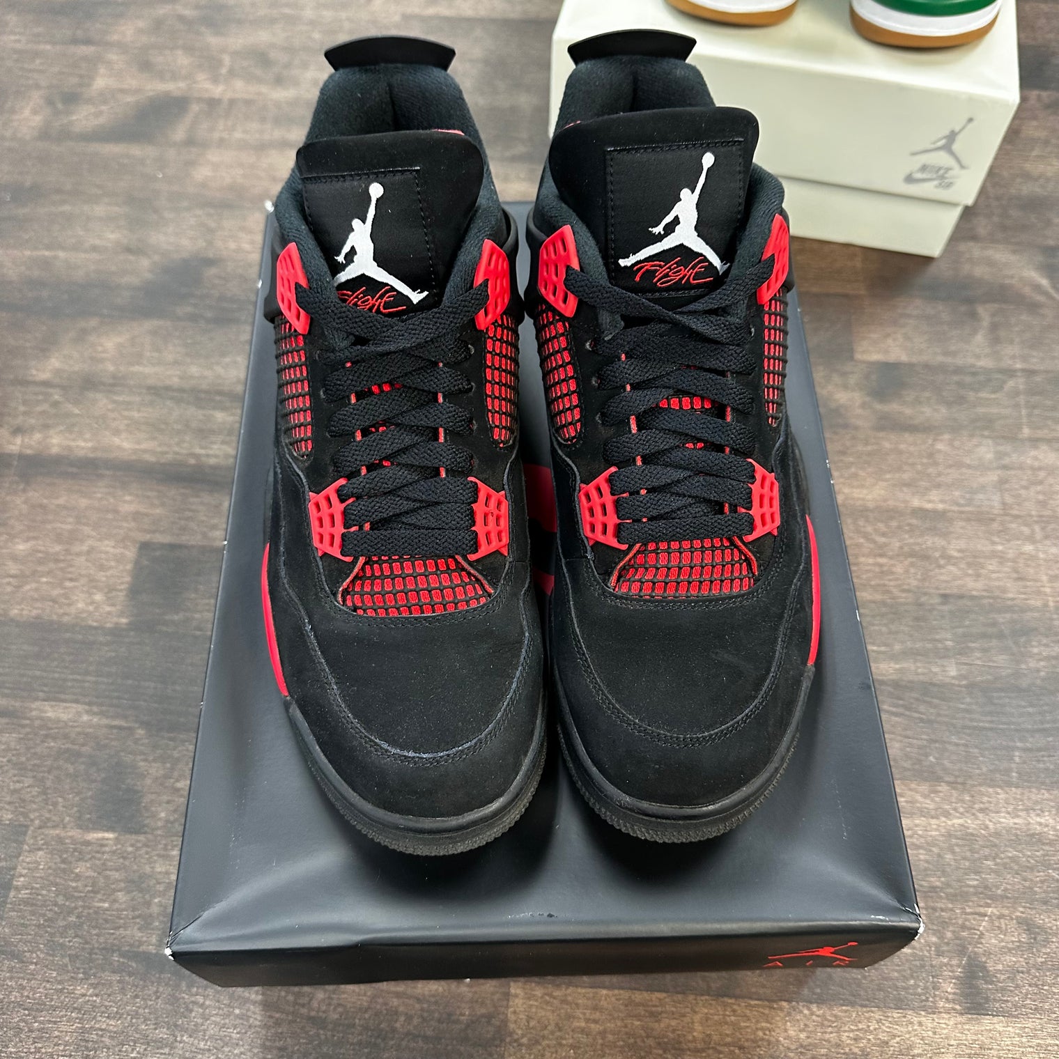 Red Thunder Jordan 4 (USED)