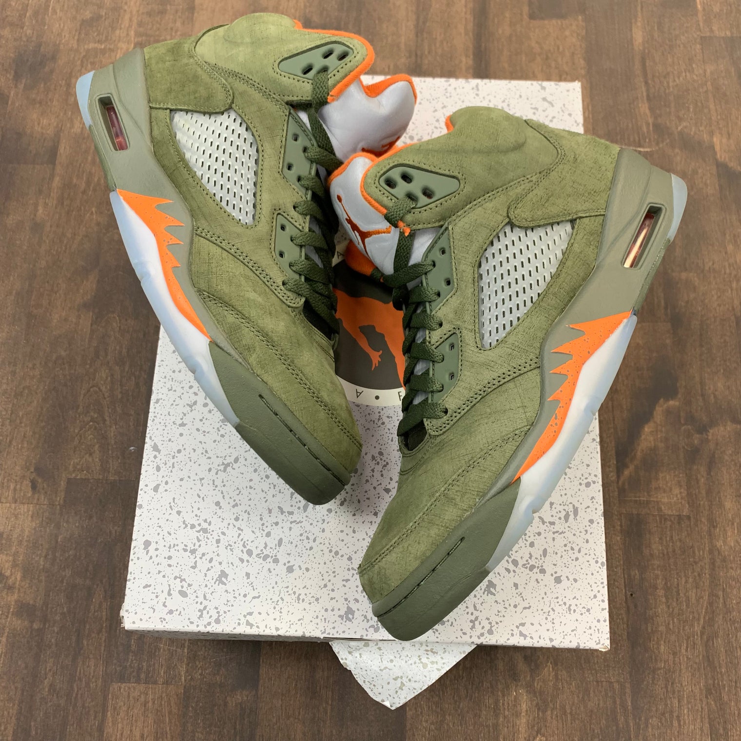 Nike Jordan 5 Olive 2024 (USED)