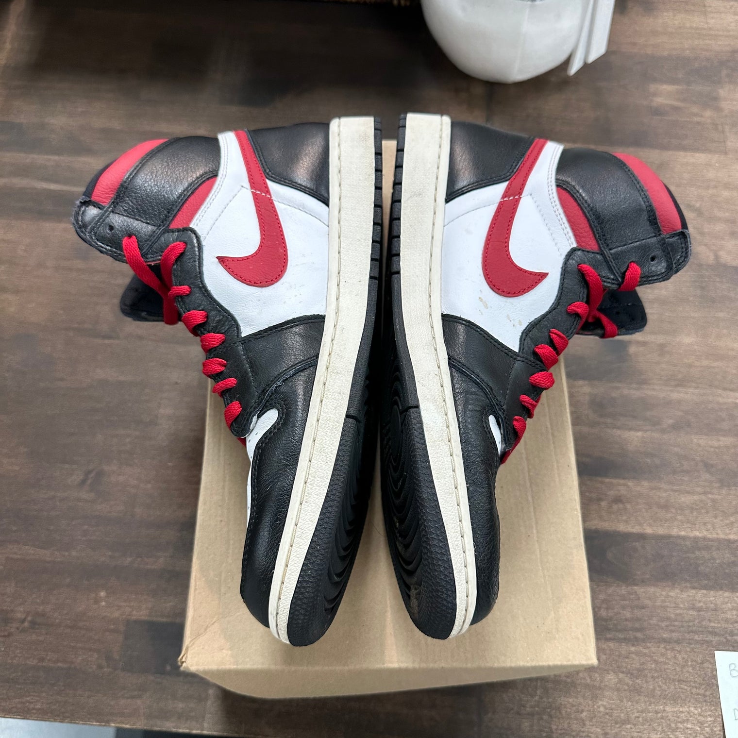 Gym Red Jordan 1 High (USED,NO BOX)