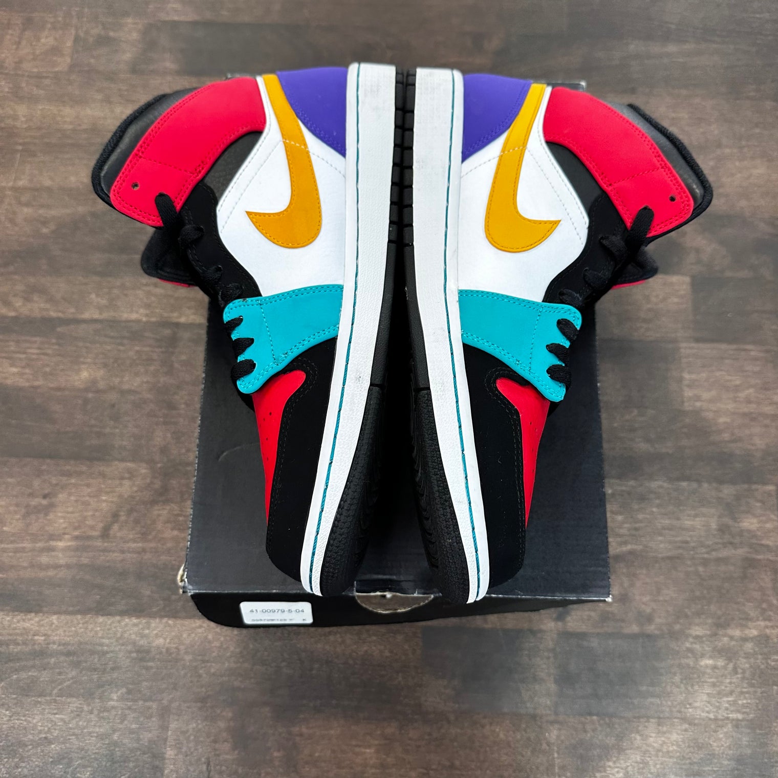 Bred Multi-color Jordan 1 Mid (USED)