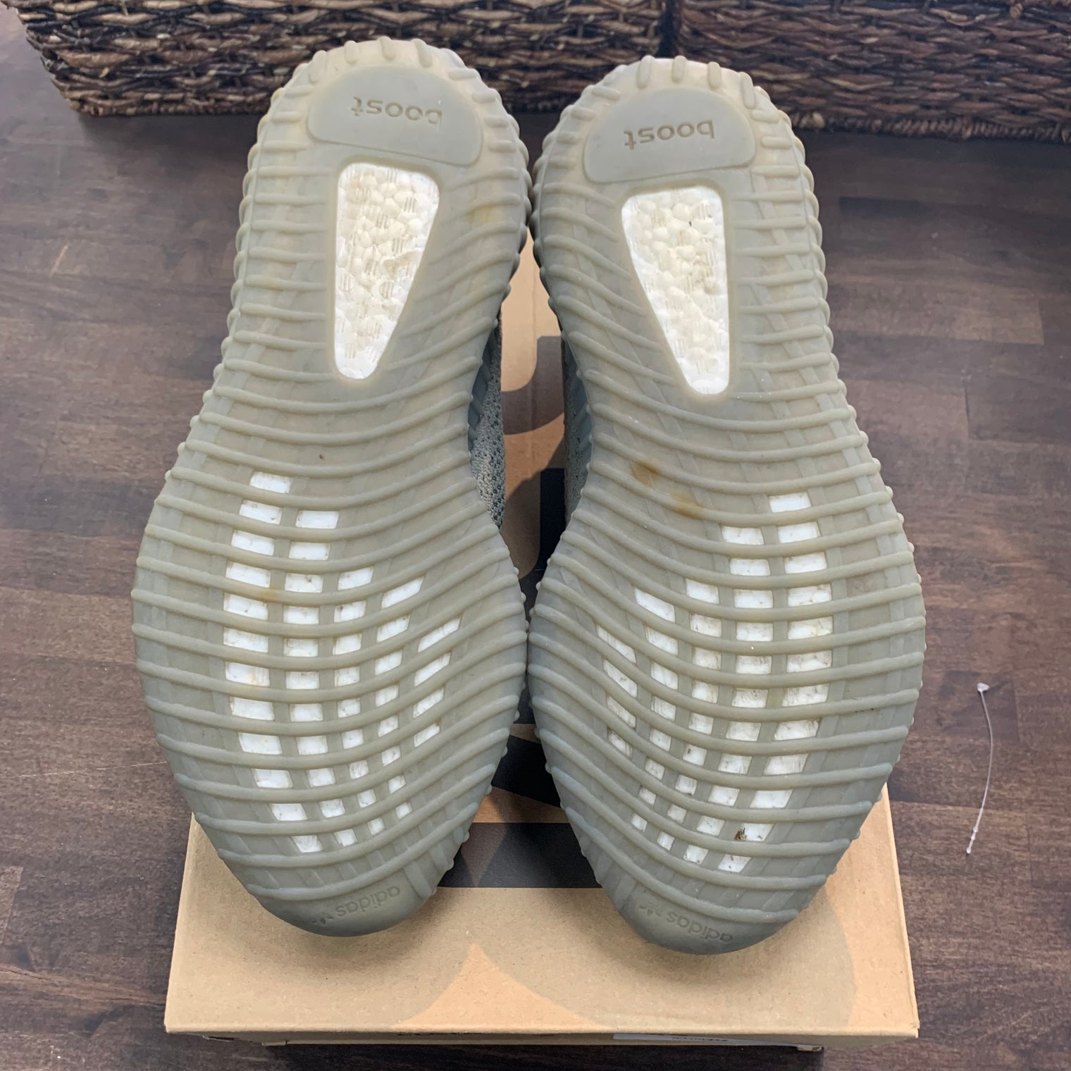 Granite Yeezy 350 (USED)
