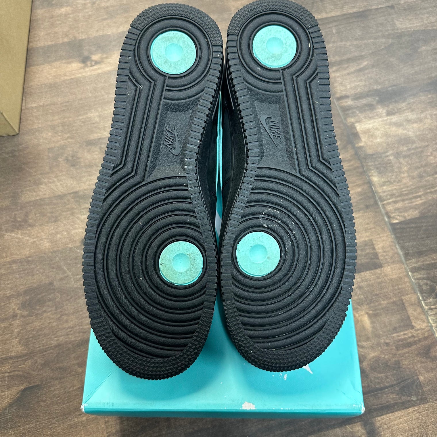 Tiffany & Co. 1837 Nike Air Force 1 (USED)