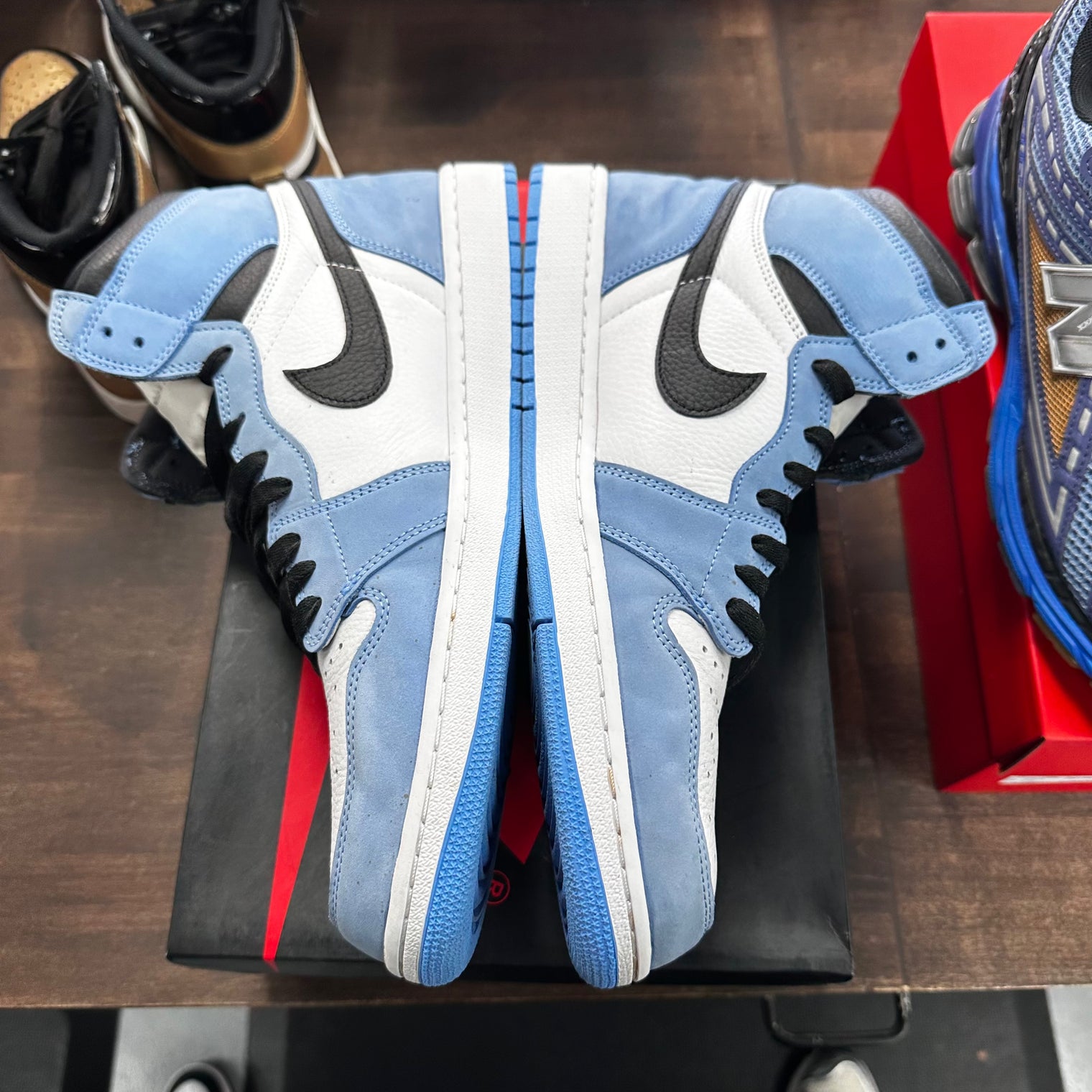 University Blue White Jordan 1 High (USED)
