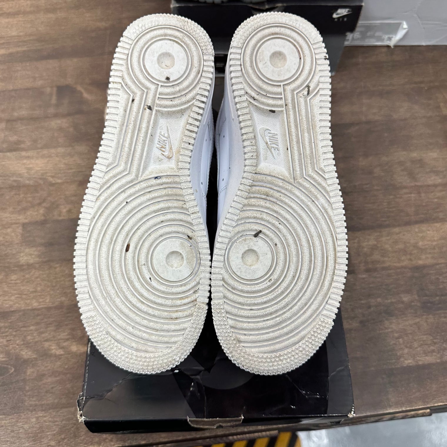 Supreme Air Force 1 White (USED)