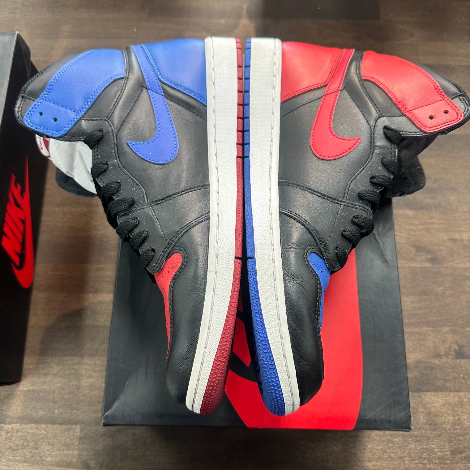 Top 3 Jordan 1 High (USED)