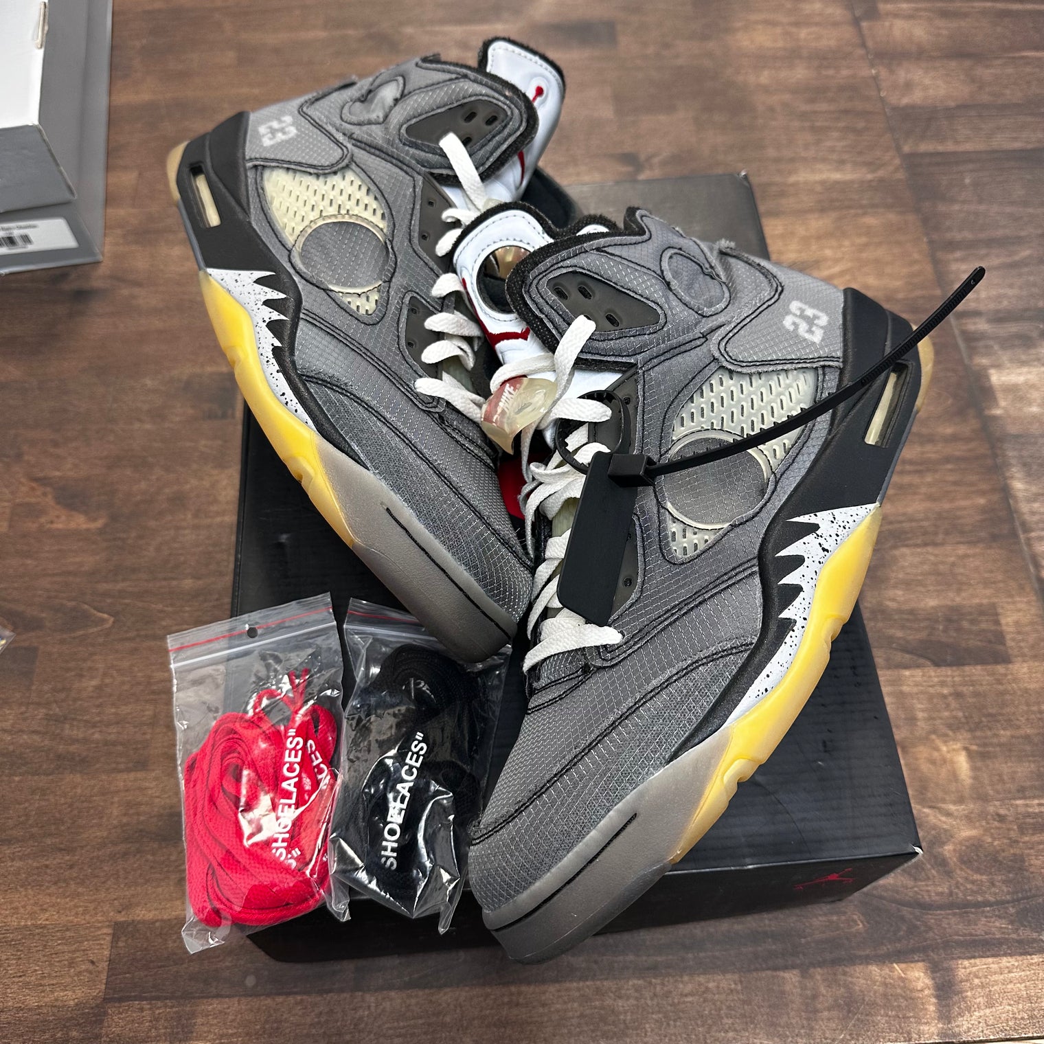 Off White Jordan 5 Muslin (USED)