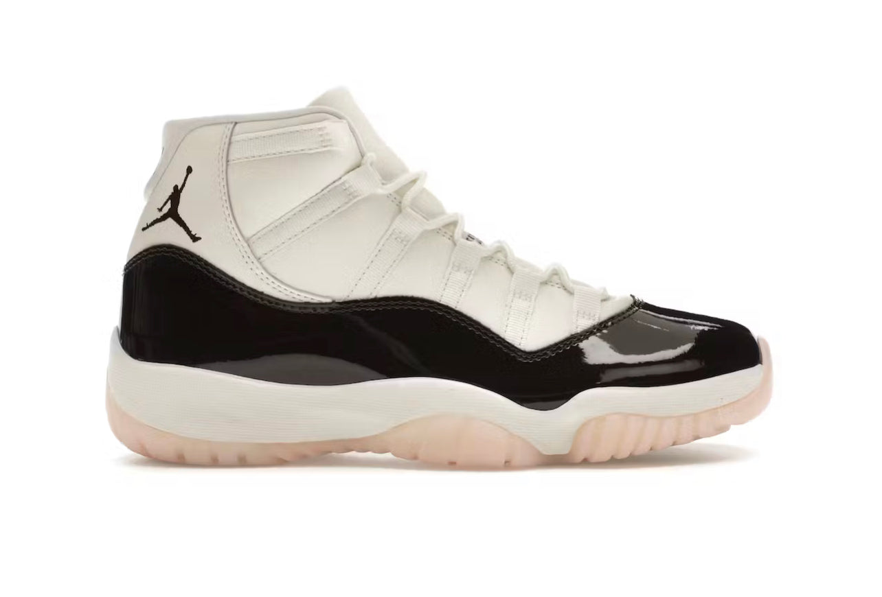 Neapolitan Jordan 11 Retro (Womens)