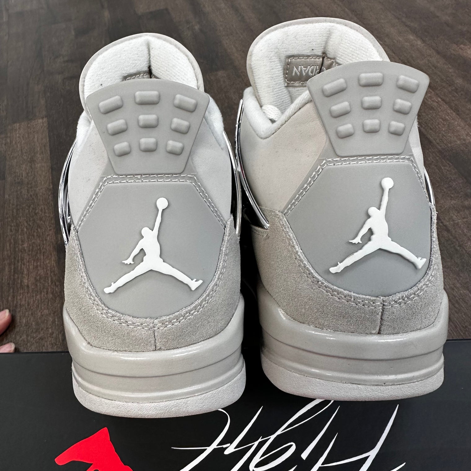 (W) Frozen Moments Jordan 4 (USED)