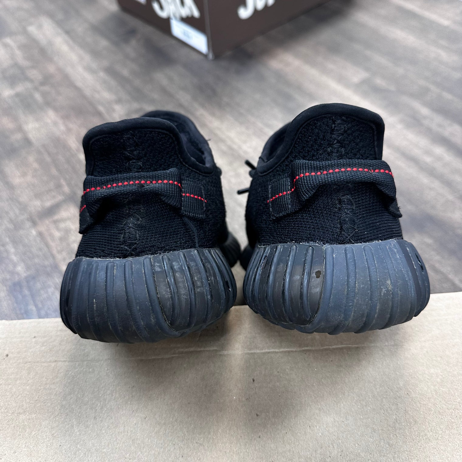 Bred Yeezy 350 Boost (USED, No box)