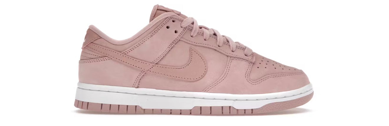 Pink Oxford Nike Dunk Low PRM (W)