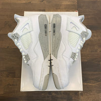 White Oreo Jordan 4 (USED)