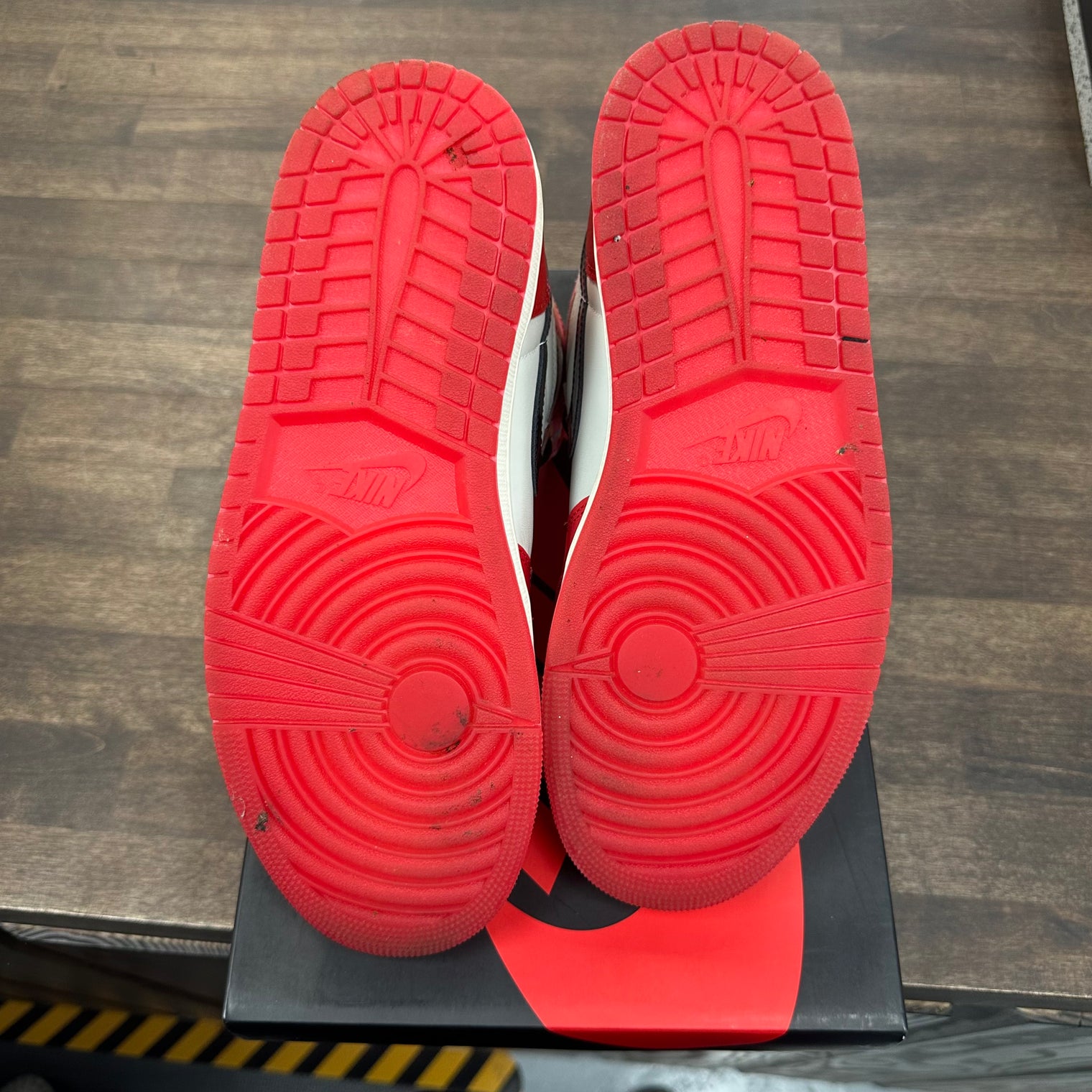 Spider-Verse Spiderman Jordan 1 High (USED)