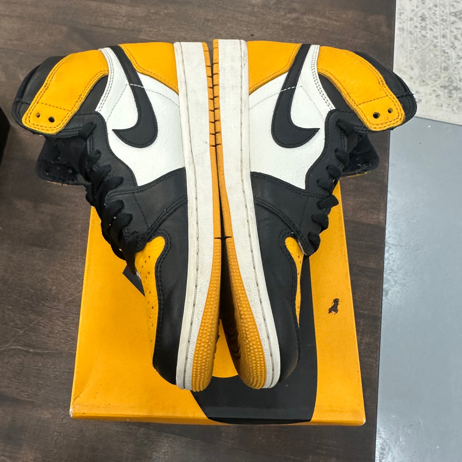 Yellow Toe Taxi Jordan 1 High (USED)