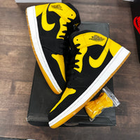 New Love Jordan 1 Mid (USED)