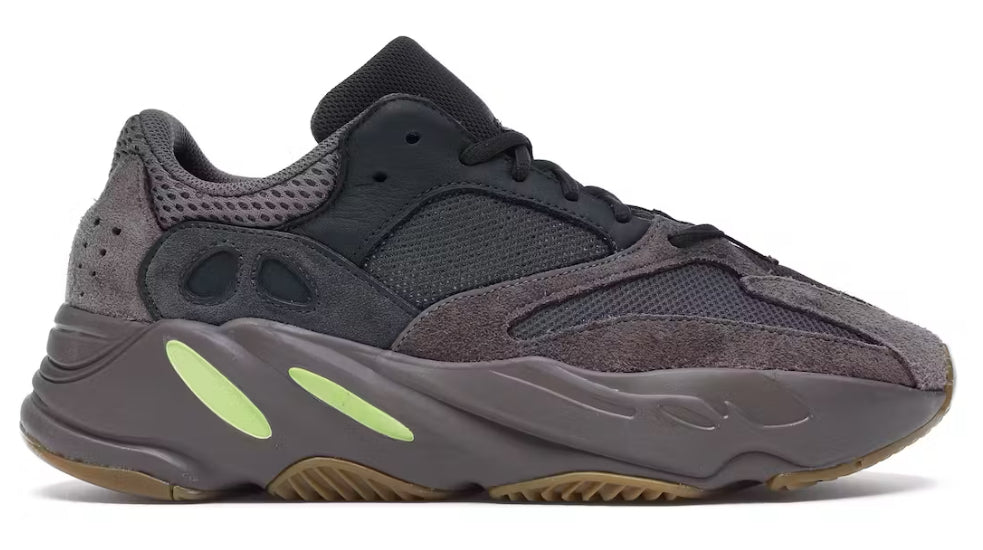Mauve Yeezy 700