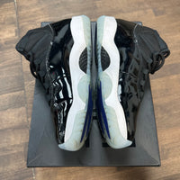 Space Jam Jordan 11 (USED)