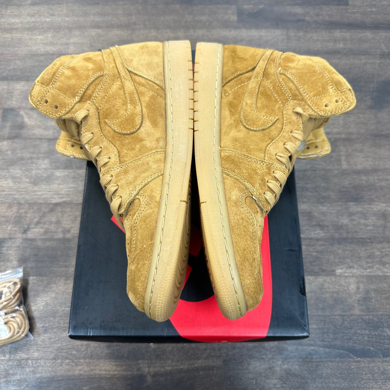 Wheat Jordan 1 High (USED)