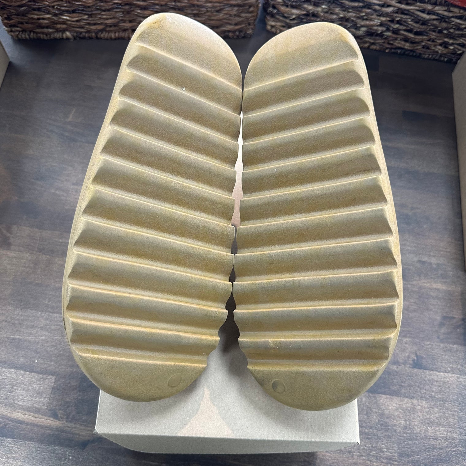 Ochre Yeezy Slide (USED, No Box)
