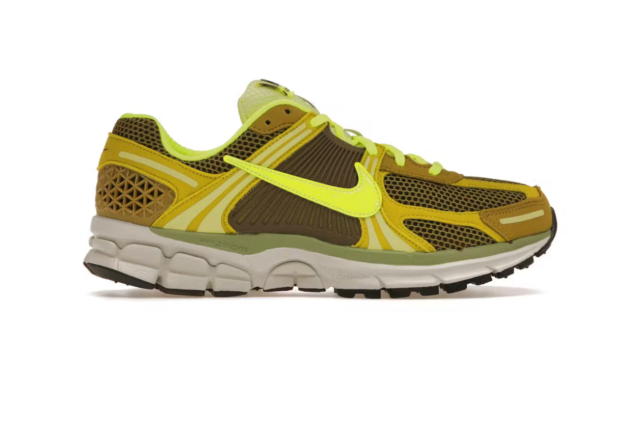 Olive Flak Volt Zoom Vomero 5 (W)