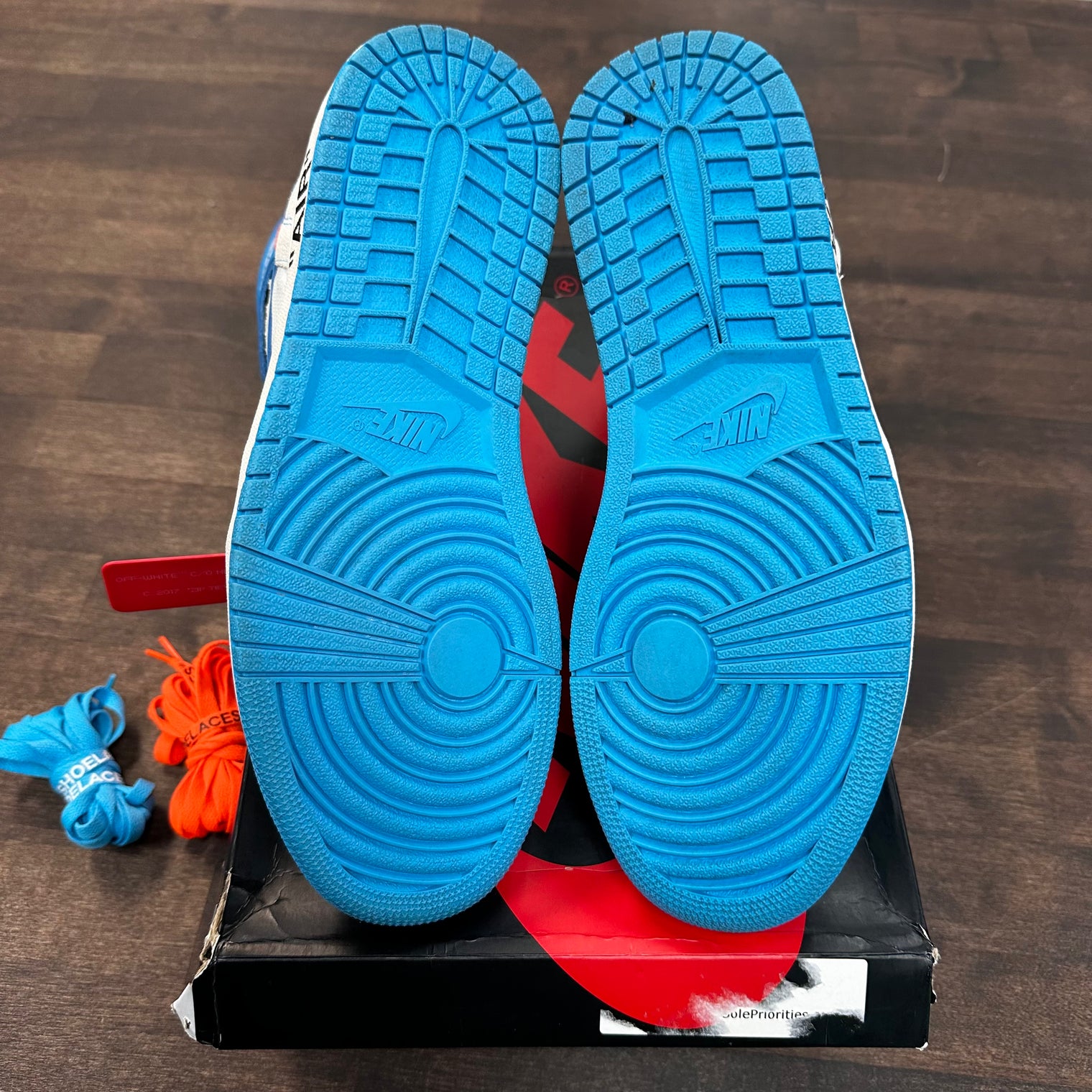 University Blue Off-White Jordan 1 High (USED)