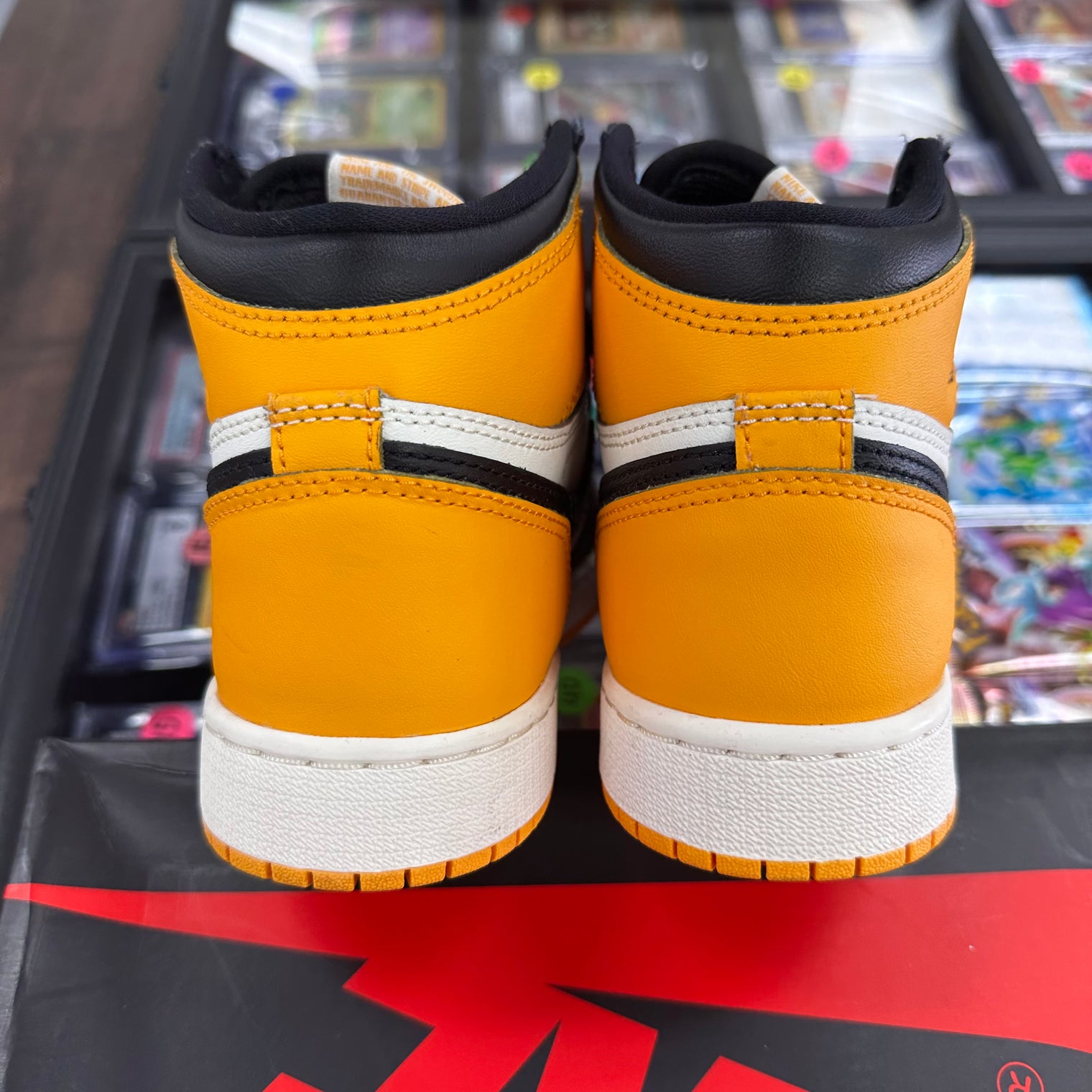 (GS) Taxi Yellow Toe Jordan 1 High (USED)