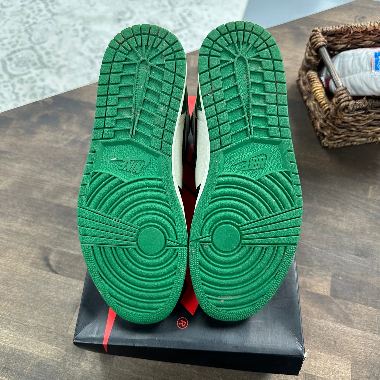 Pine Green Jordan 1 High (USED)