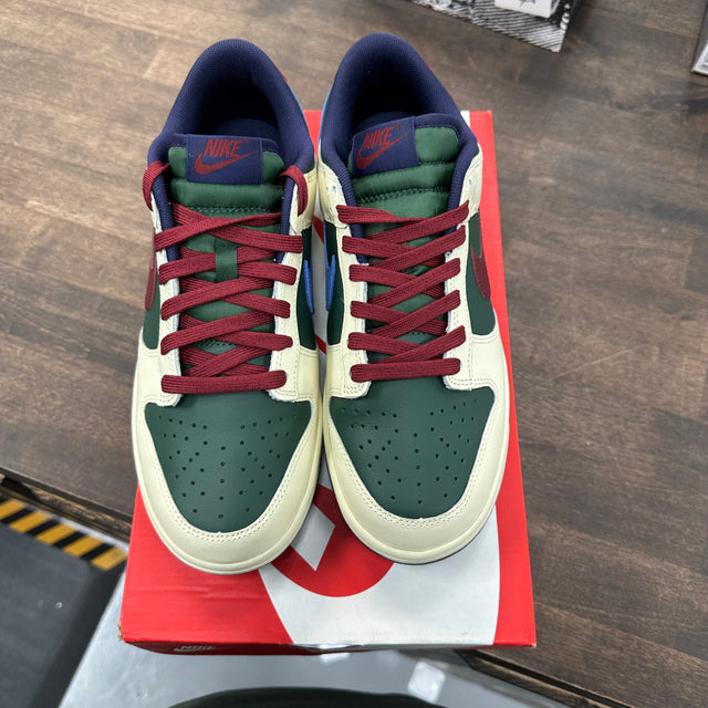Dunk Low Nike to you Fir Green (USED)