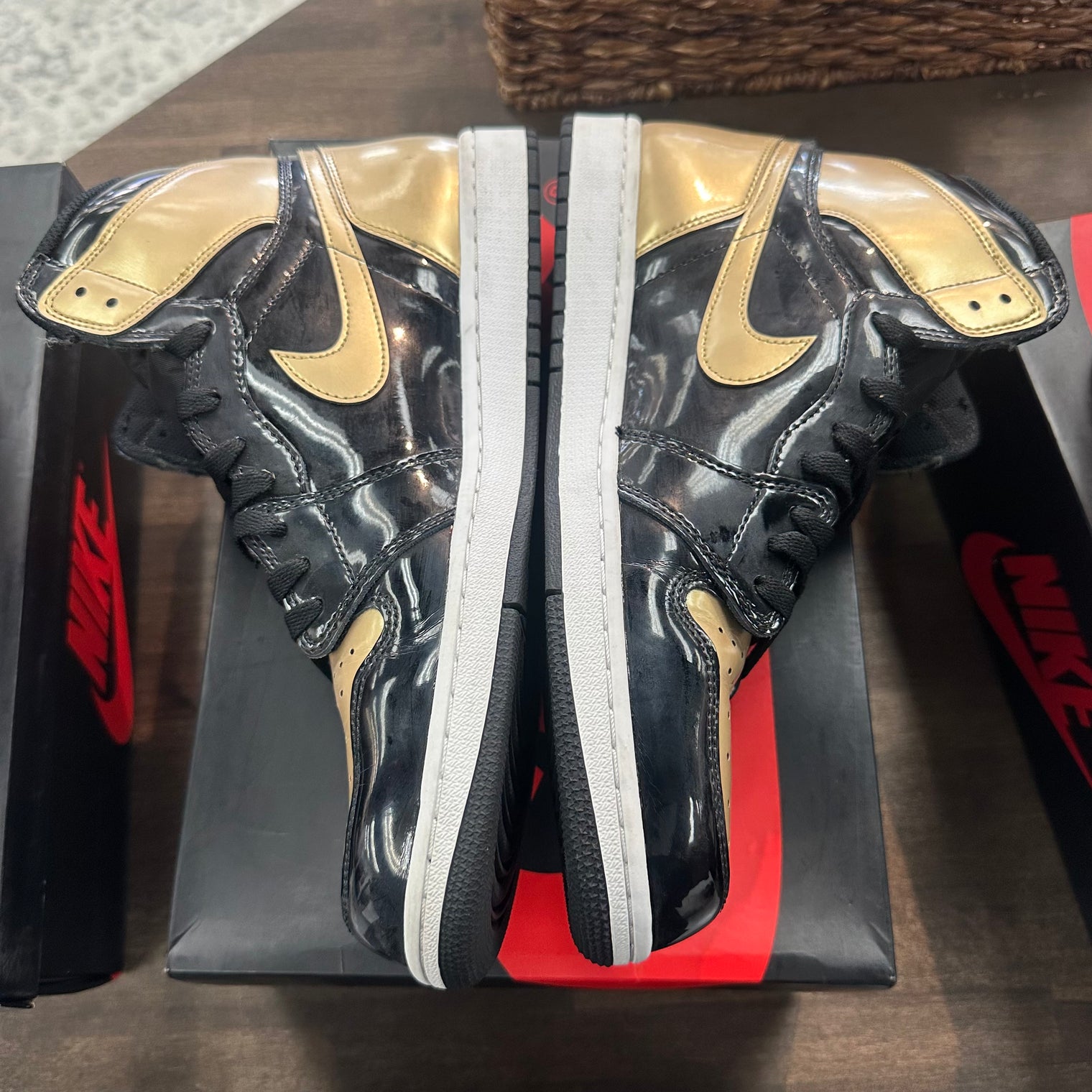 Gold Toe Patent Jordan 1 High (USED)