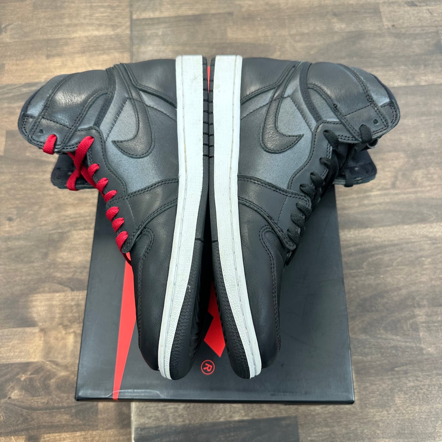 Black Satin Gym Red Jordan 1 High (USED)