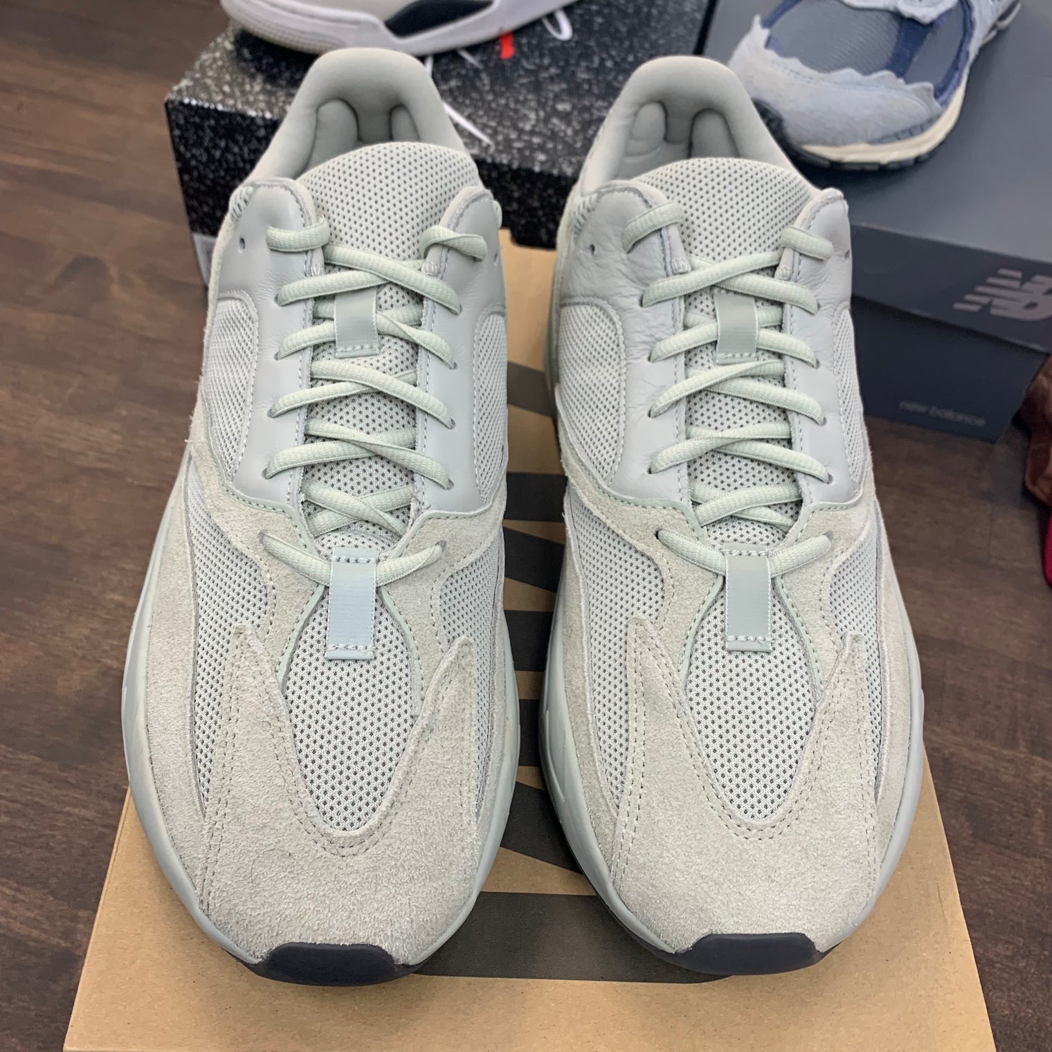 Salt Yeezy 700 (USED)