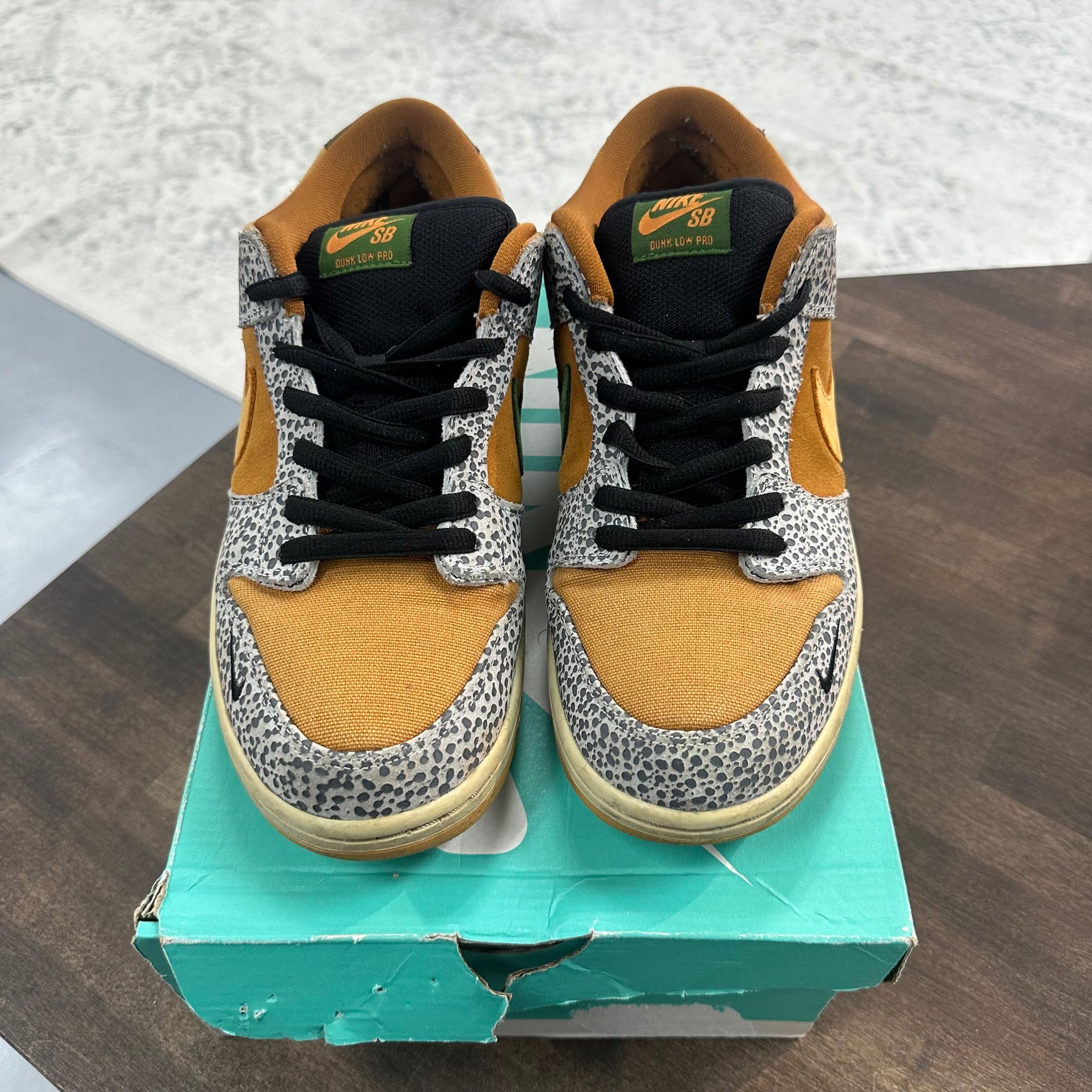 Safari SB Dunk Low (USED)