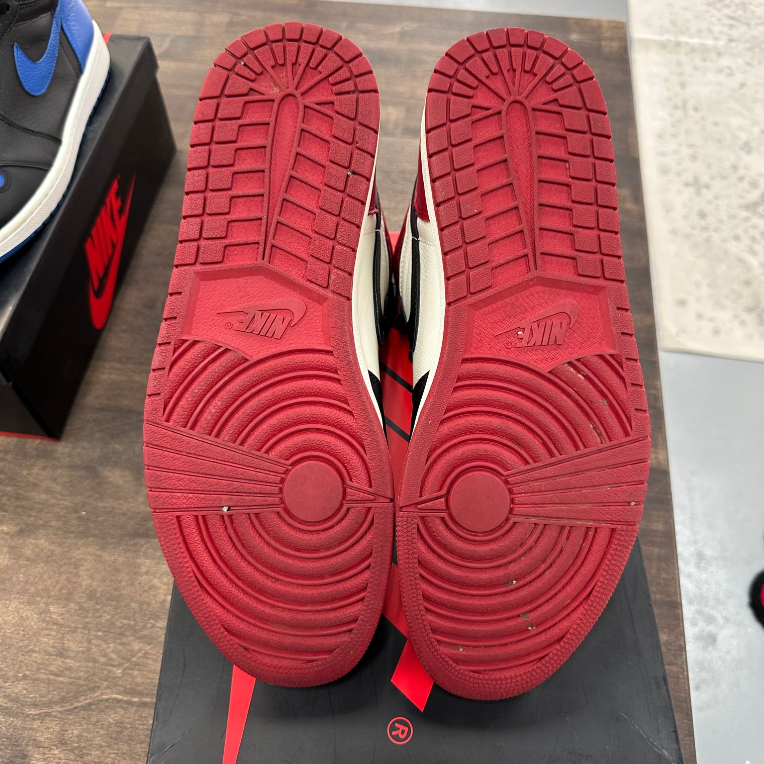 Bred Toe Jordan 1 High (USED)