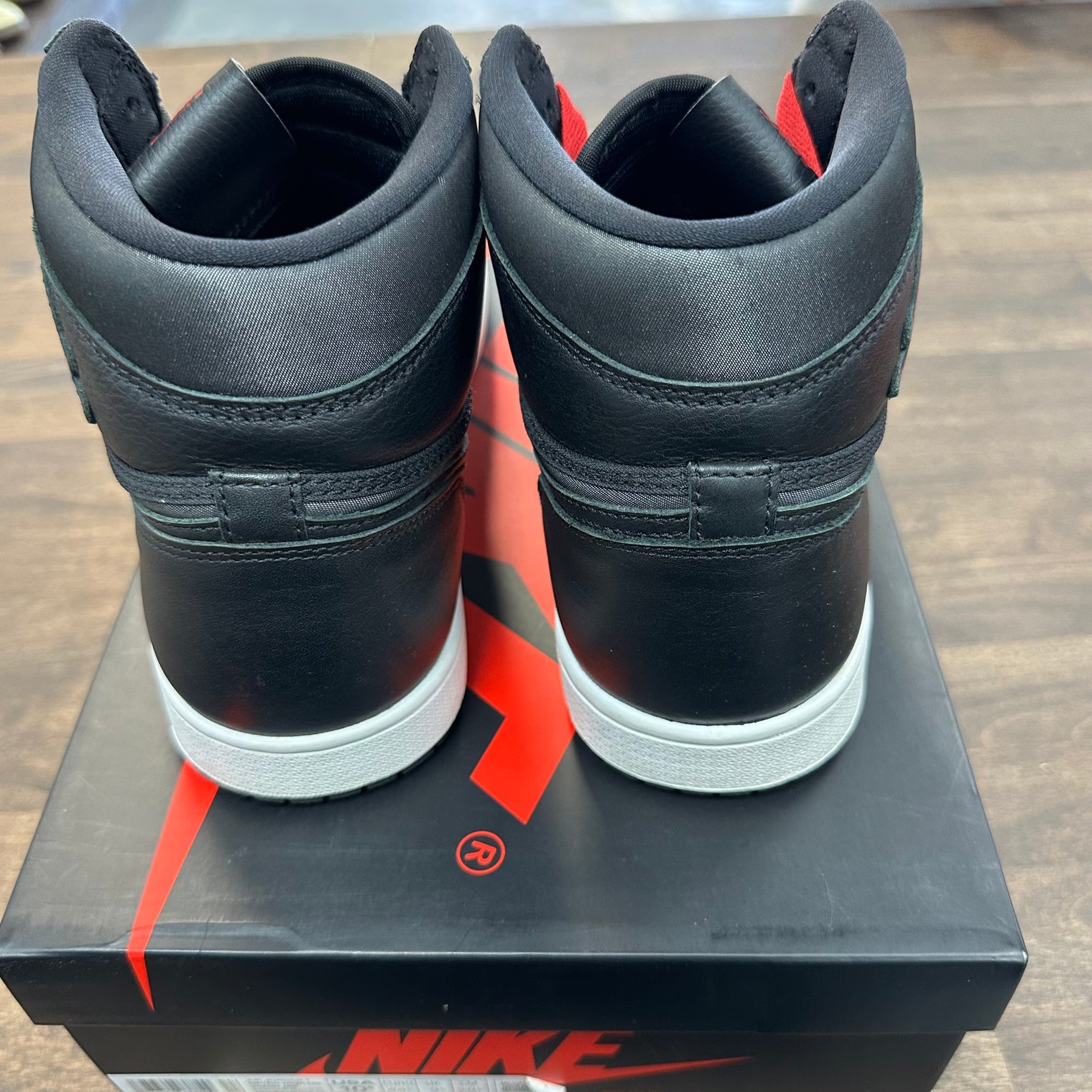 Black Satin Gym Red Jordan 1 High (USED)