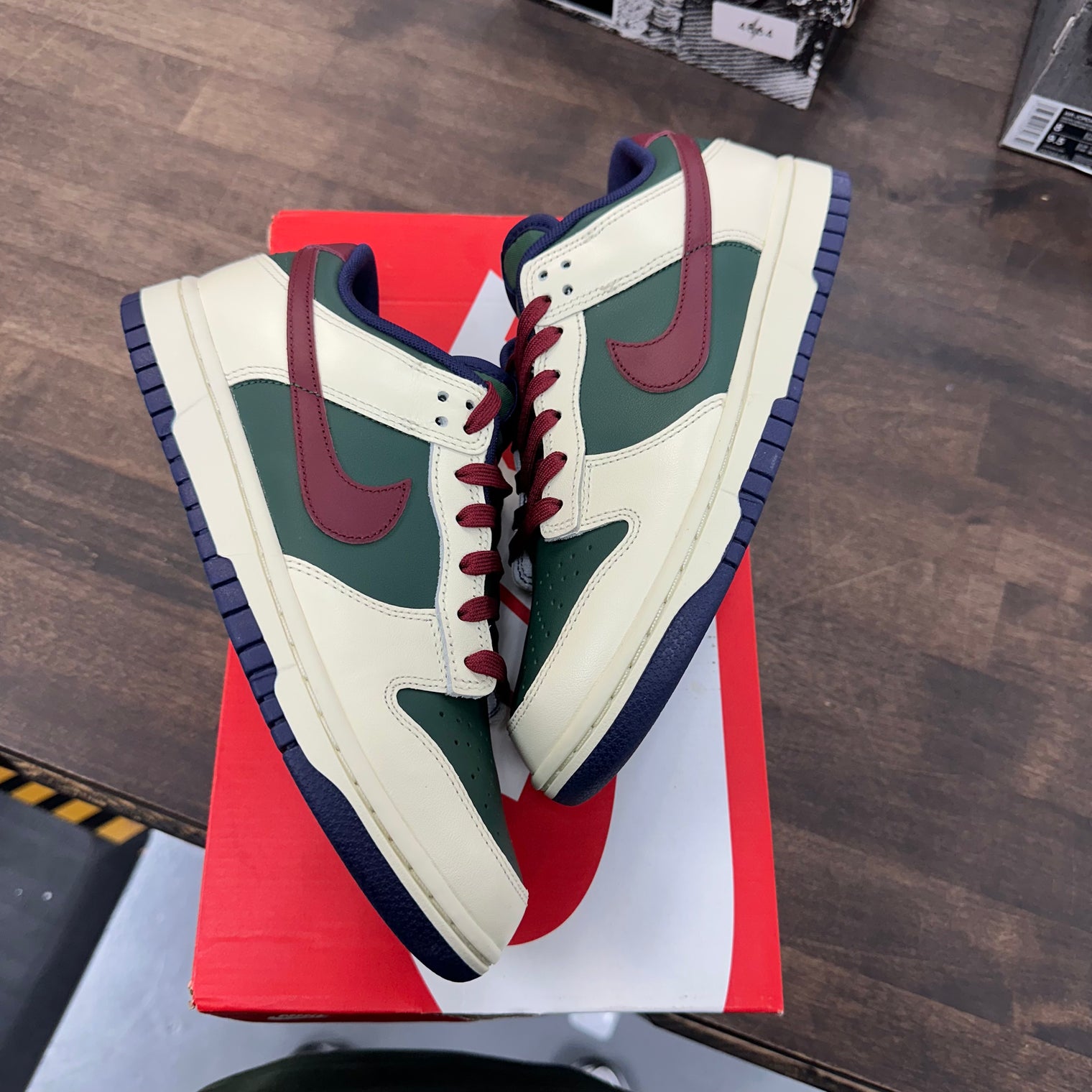 Dunk Low Nike to you Fir Green (USED)
