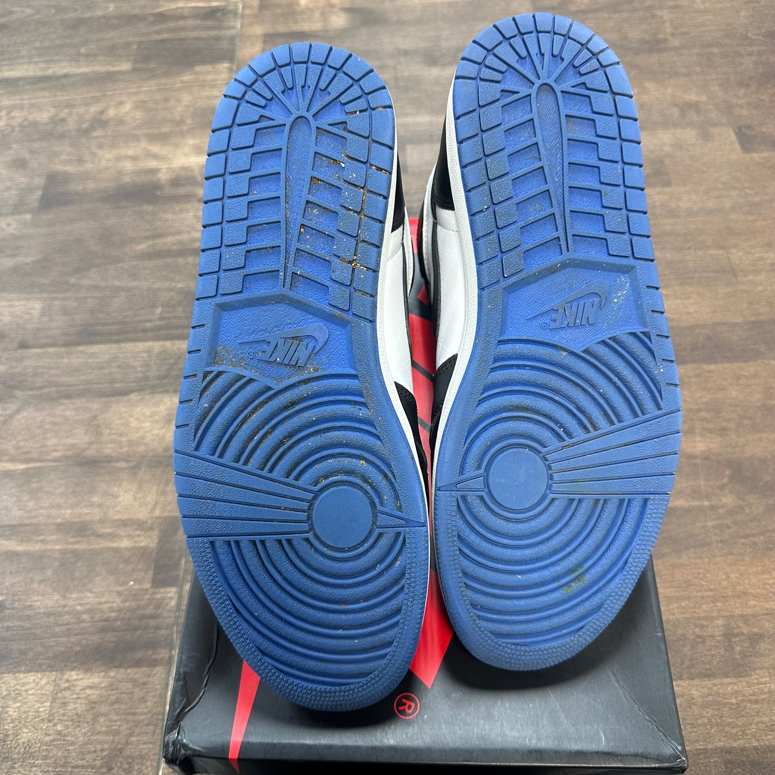 Royal Toe Jordan 1 High (USED)