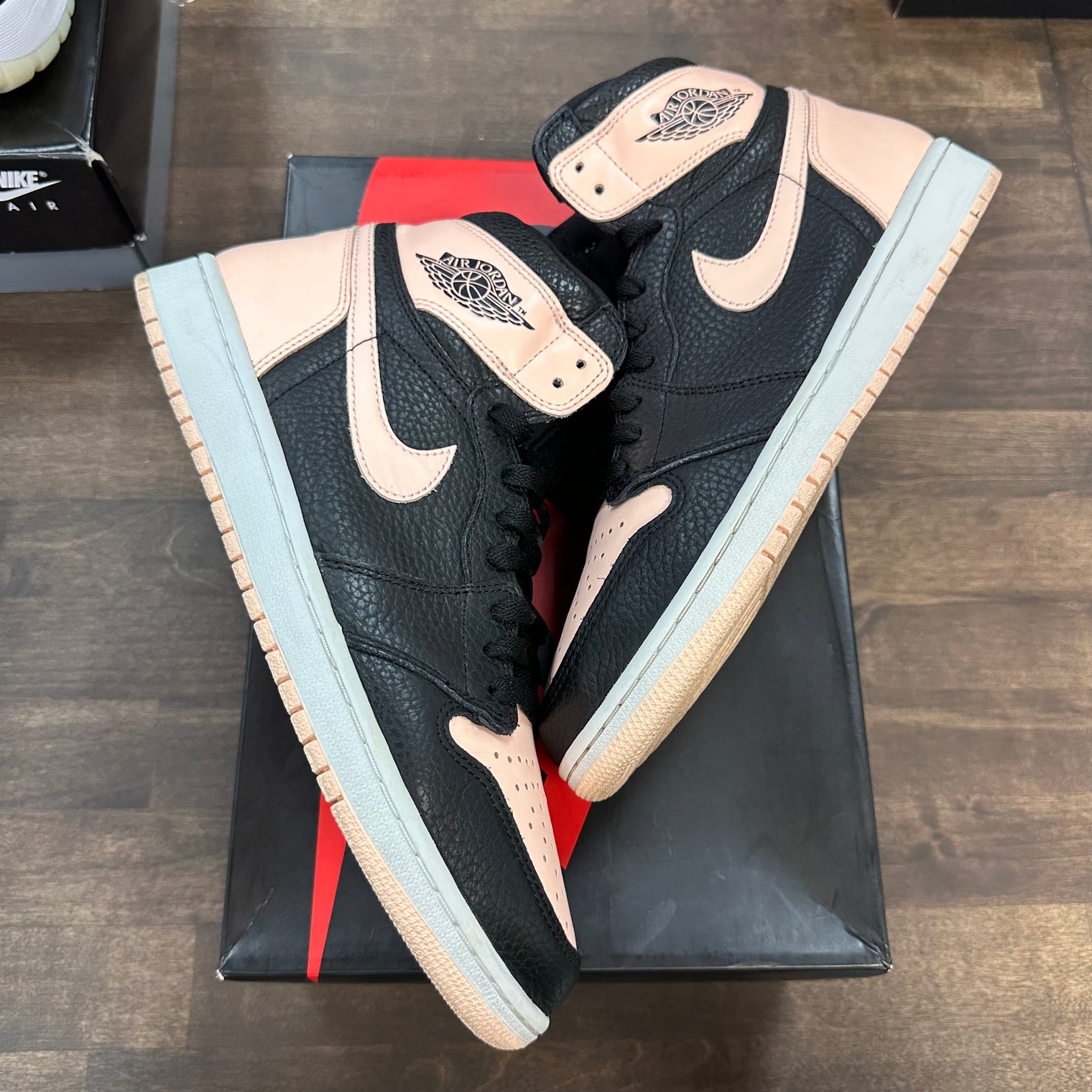 Jordan 1 Crimson Tint (USED)