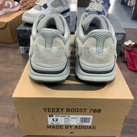 Salt Yeezy 700 (USED)