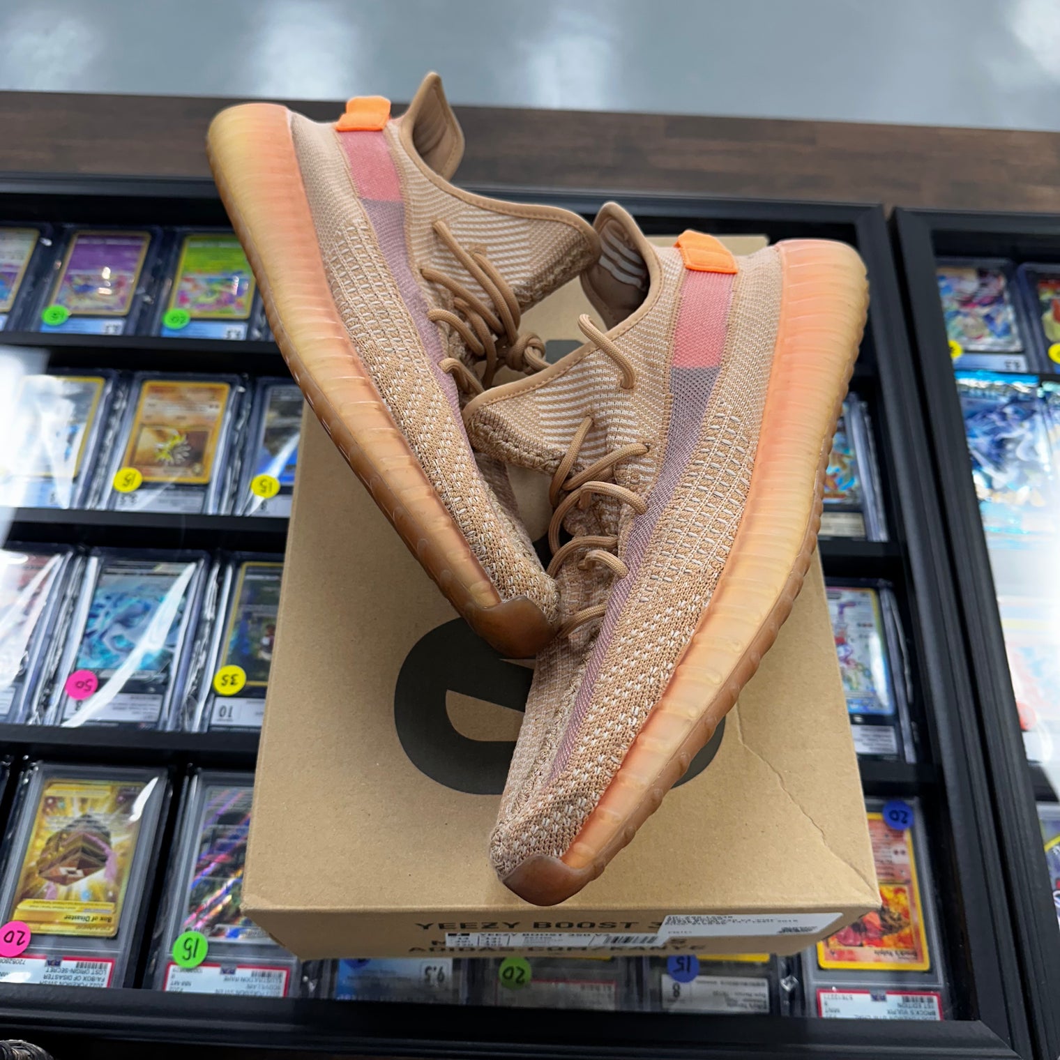 Clay Yeezy 350 (USED)