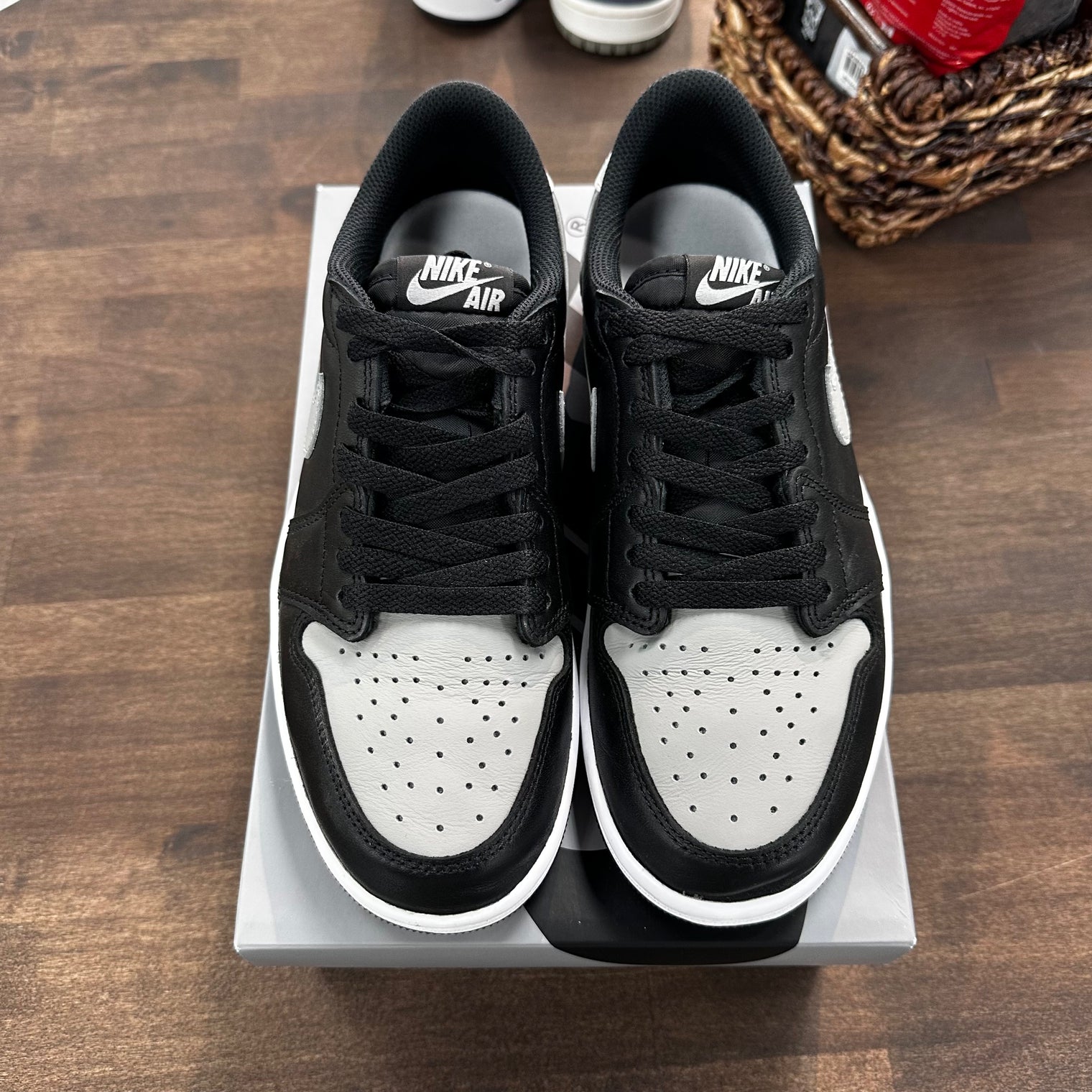 Shadow Jordan 1 Low OG (Lightly Worn)
