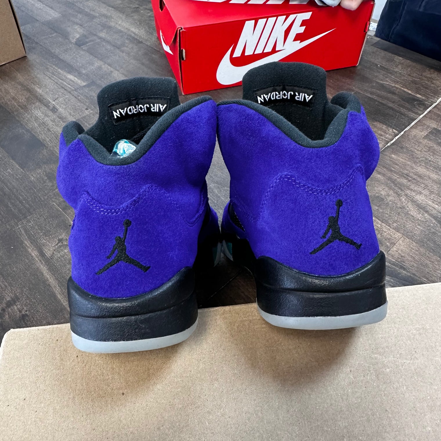 Alternate Grape Jordan 5 (USED,No Box)