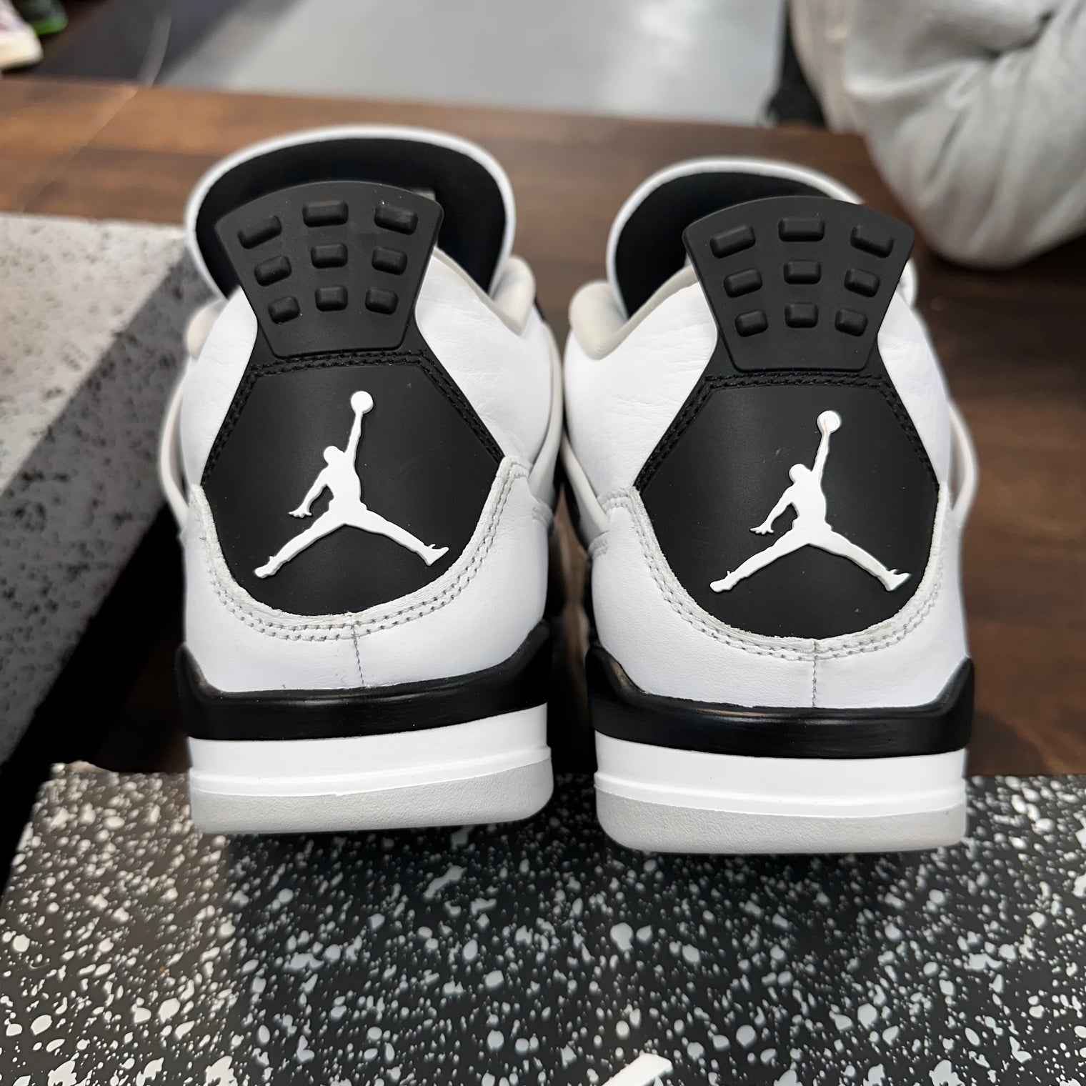 Military Black Jordan 4 (USED)