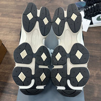 Sea Stone Bone New Balance 9060 (USED)