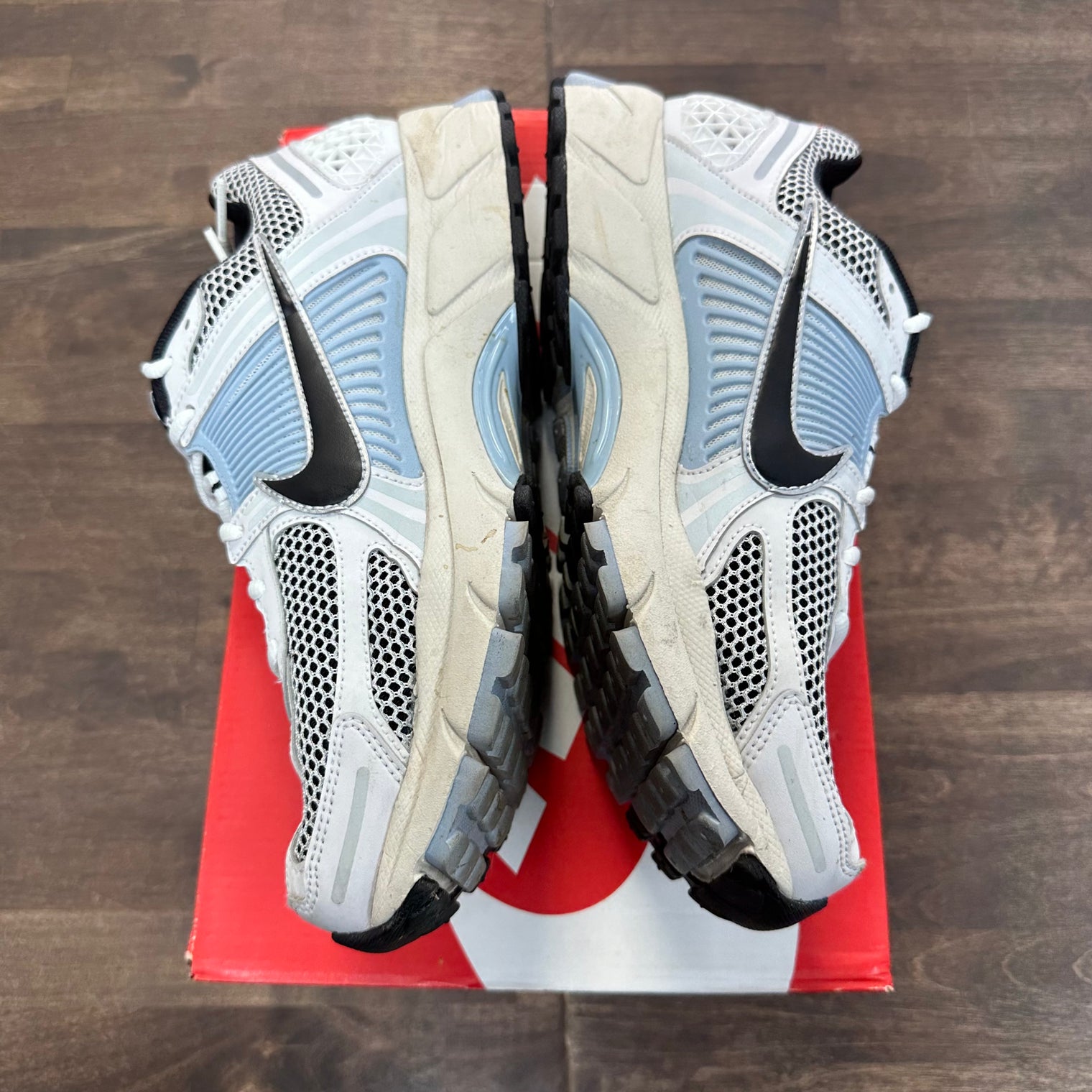 (W) Vomero 5 Light Armory (USED)
