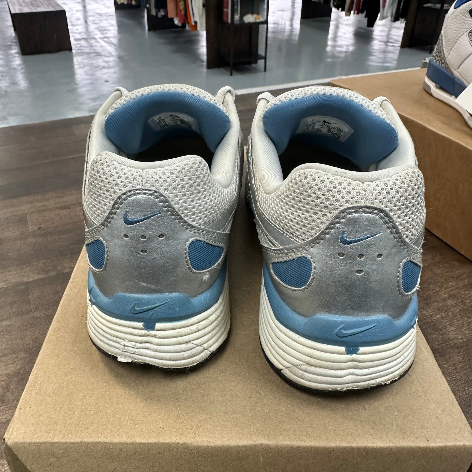 P-6000 Metallic Silver Aegean Storm (USED,No Box)