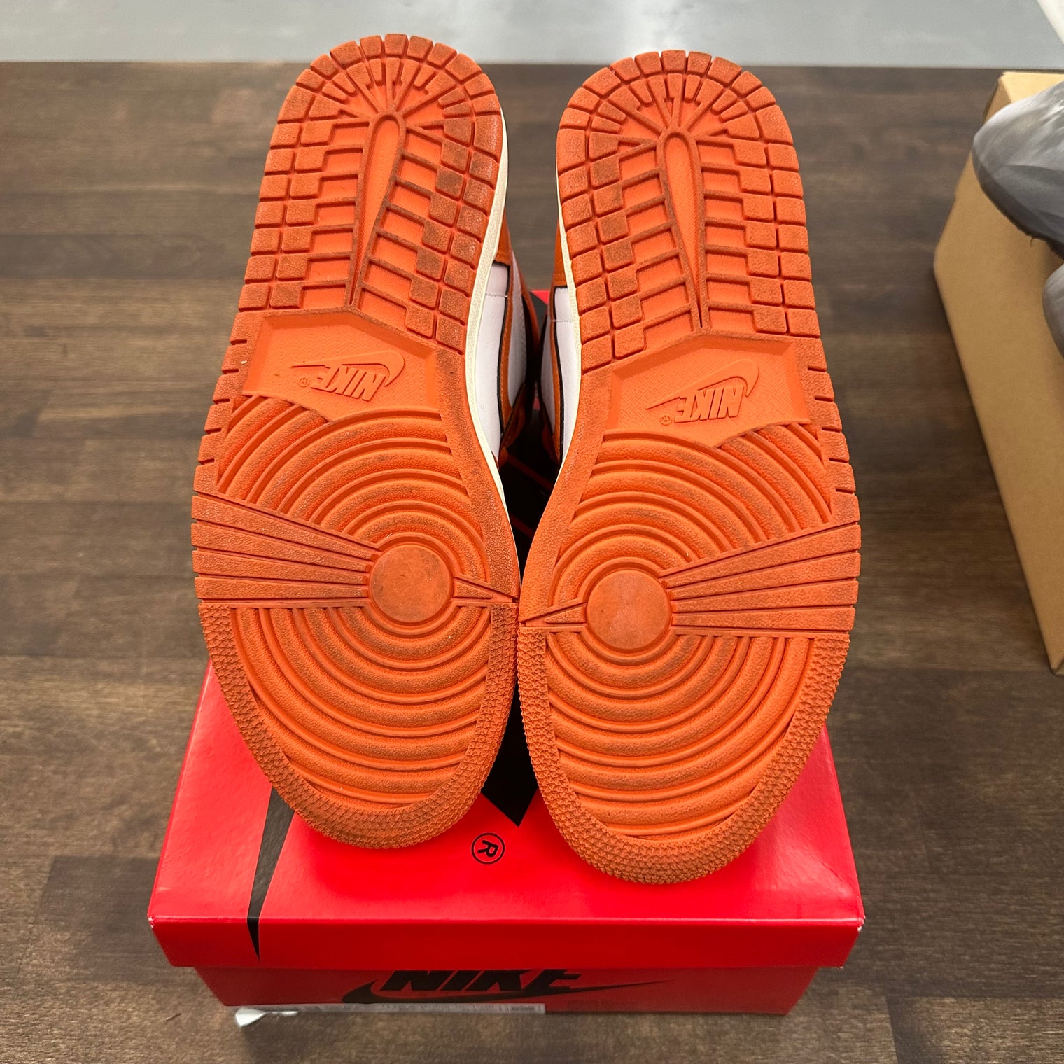 Nike Jordan 1 Women’s Starfish High (USED)