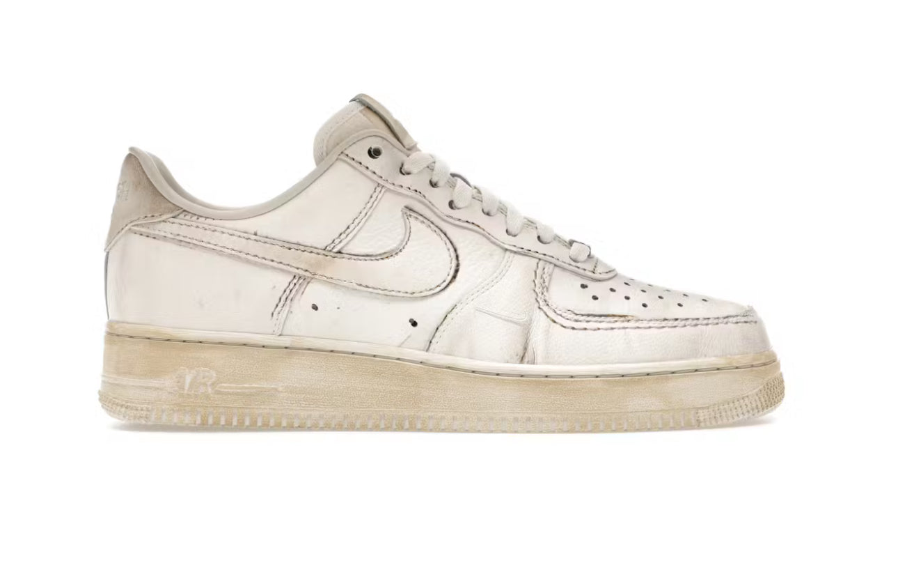 .SWOOSH Dirty Triple White Air Force 1 Low