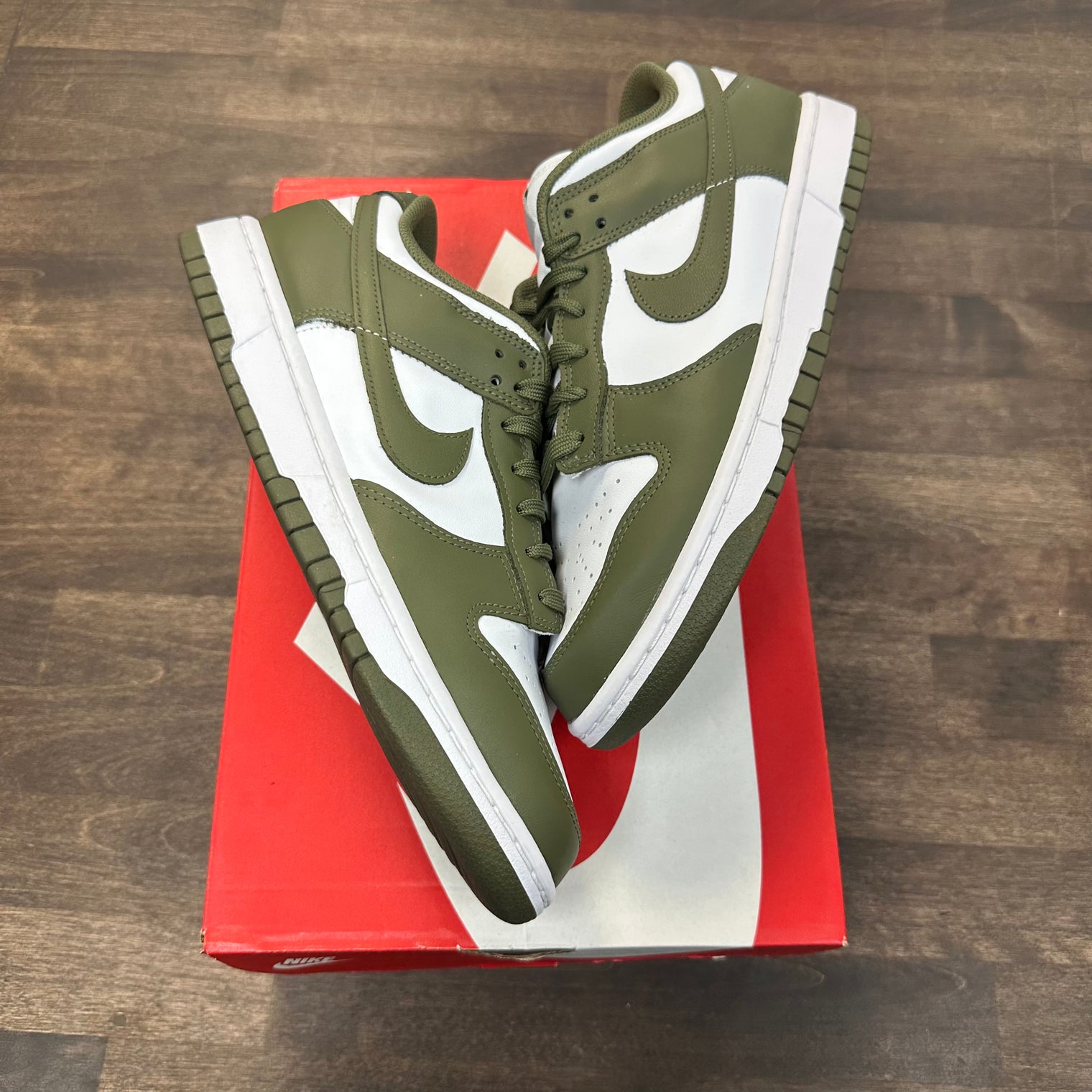 Olive Dunk Low (W) (USED)