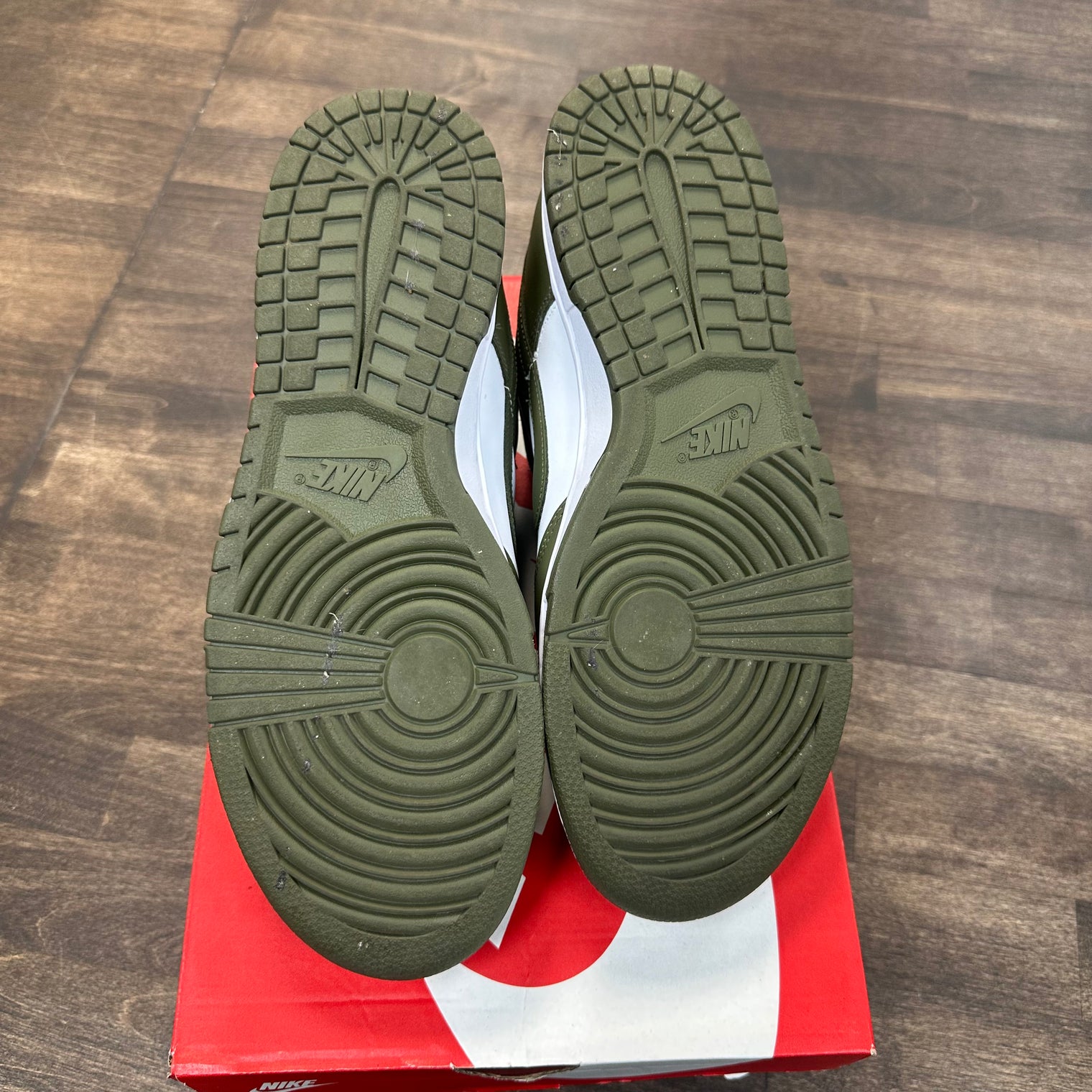 Olive Dunk Low (W) (USED)