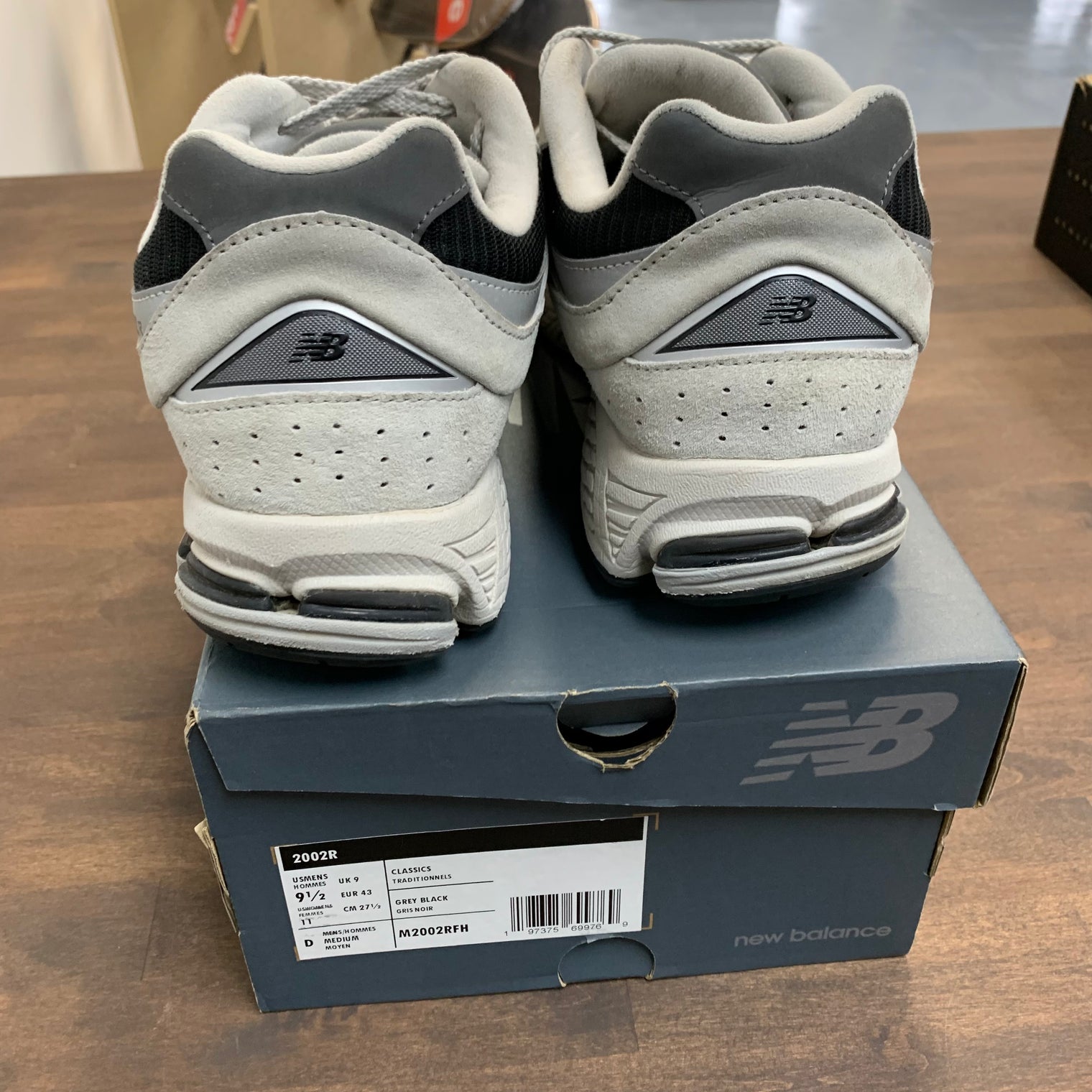 New Balance 2002R Grey Black (USED)