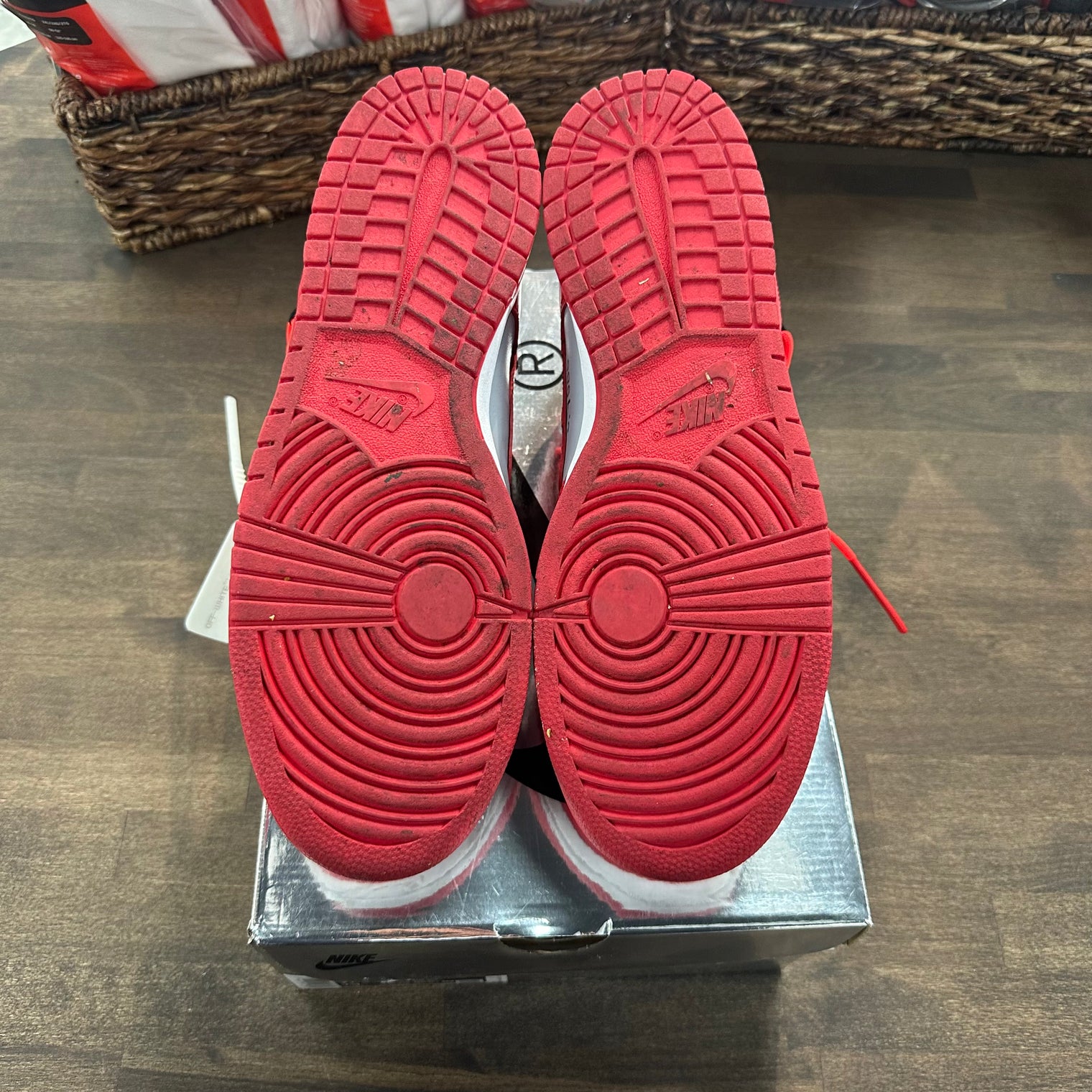 Nike Off White Dunk University Red UNLV (USED)